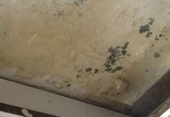 许昌市阳台漏水维修公司分享下许昌市卫生间渗水维修需要注意哪些问题。